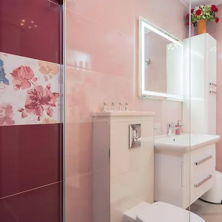 Capitis In The Center- Luxury With Swimming Pool Hvar Town
