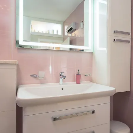 公寓 Luxury Escape With Private Pool 赫瓦尔